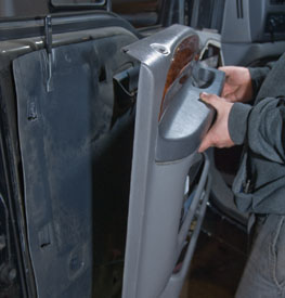 DIY Truck Steps: Automatic Side Step Installation Tutorial on Ford F-250 Super Duty Crew Cab